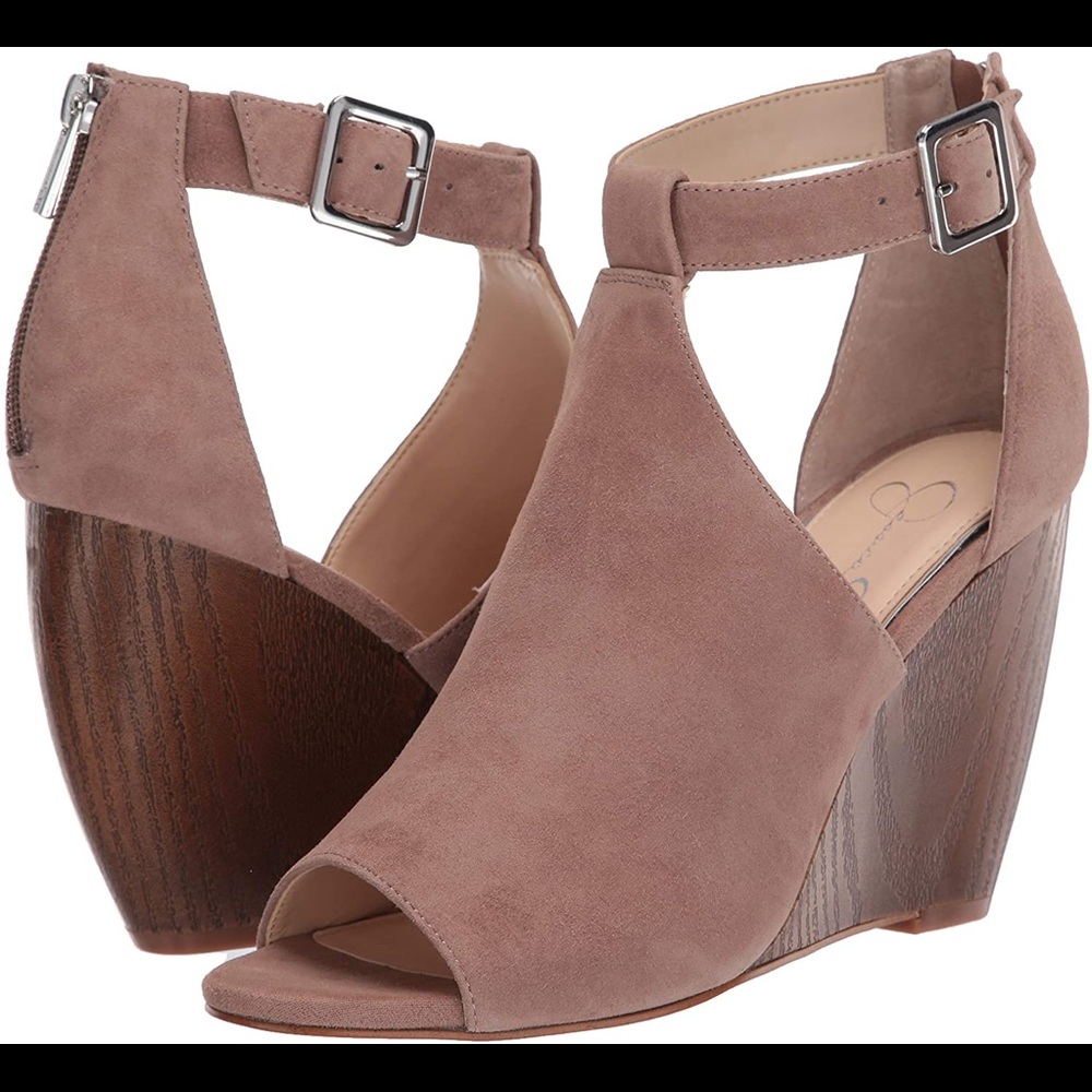 Jessica simpson Crimsella Porcini peep toe wedge sandal size 8 Nwot